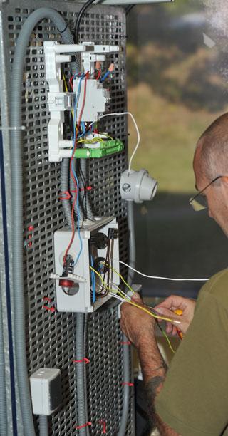 Formation Installation et dépannage en électricité bâtiment Toulouse-Formation entretien ou de dépannage sur des circuits, prises et lumières Toulouse